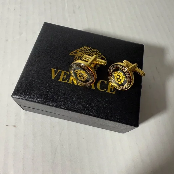 VERSACE ENAMEL MEDUSA CUFFLINKS - Picture 5 of 5